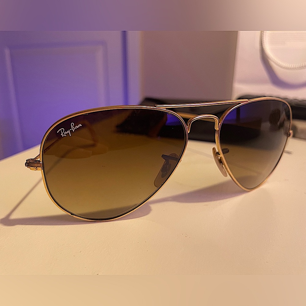 Ray-Ban Classic Aviators